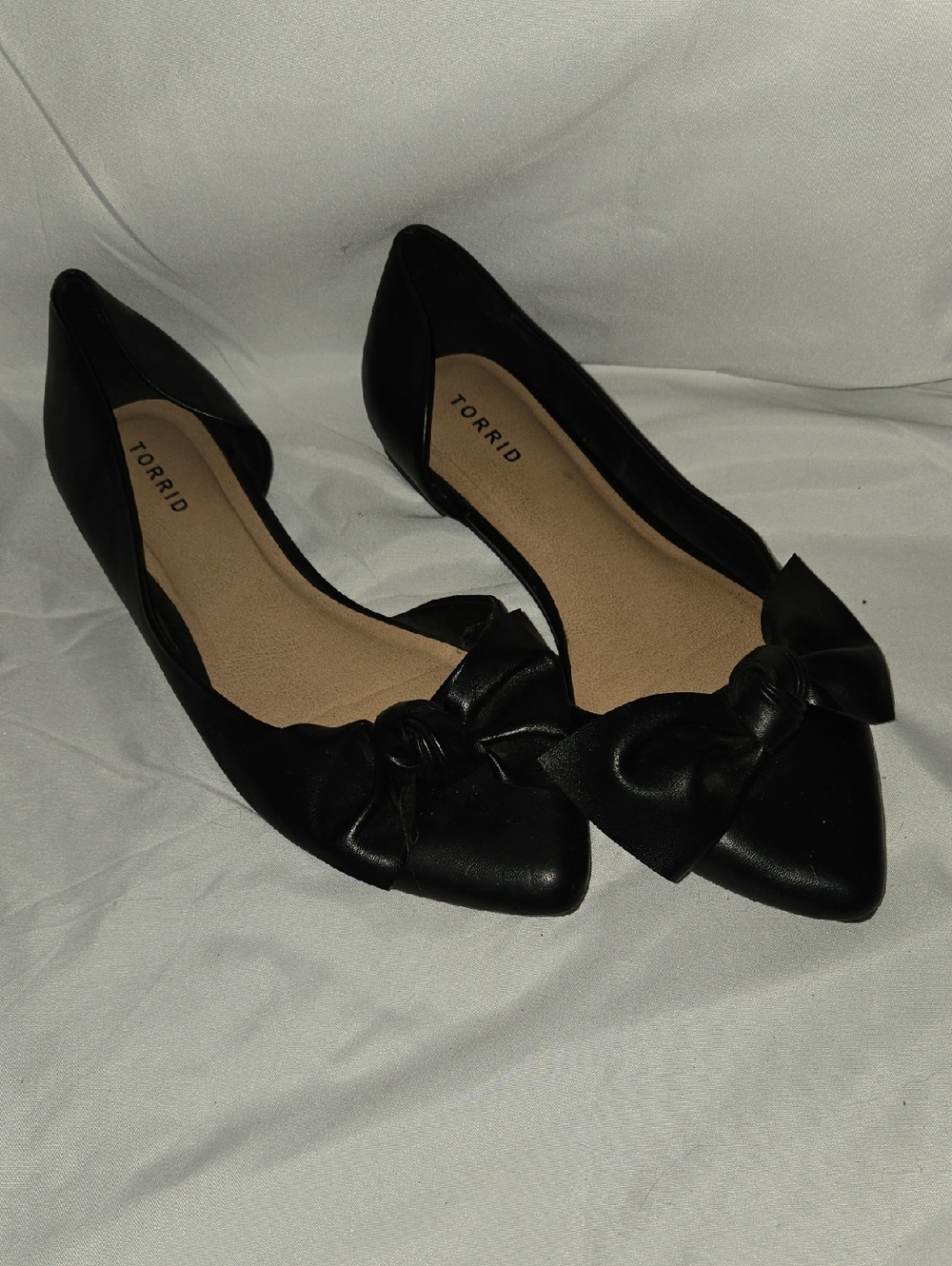 torrid Black Pointed-Toe Bow Flats